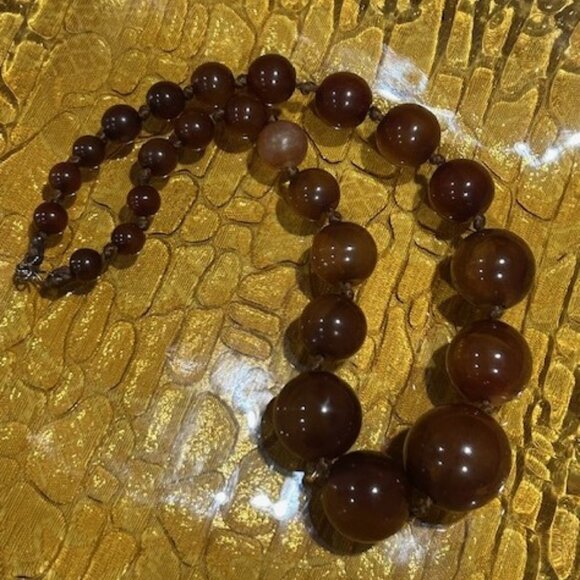 20” BAKELITE Marbled Brown Graduated Round Bead NECKLACE - Picture 7 of 9